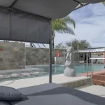 Adan Con Piscina Majestuosa Cádiz