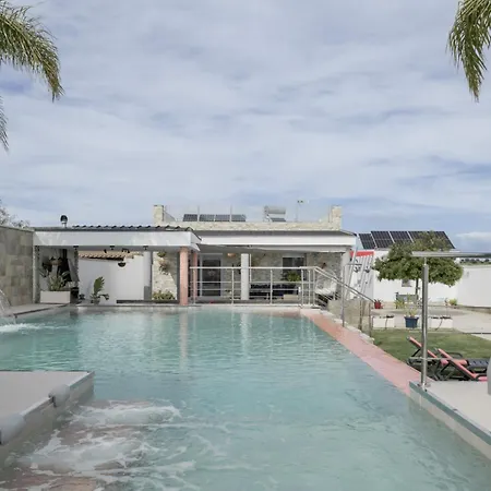 Hétvégi ház Adan Con Piscina Majestuosa *